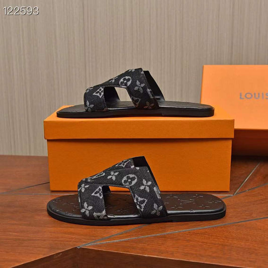 Louis vuitton slippers