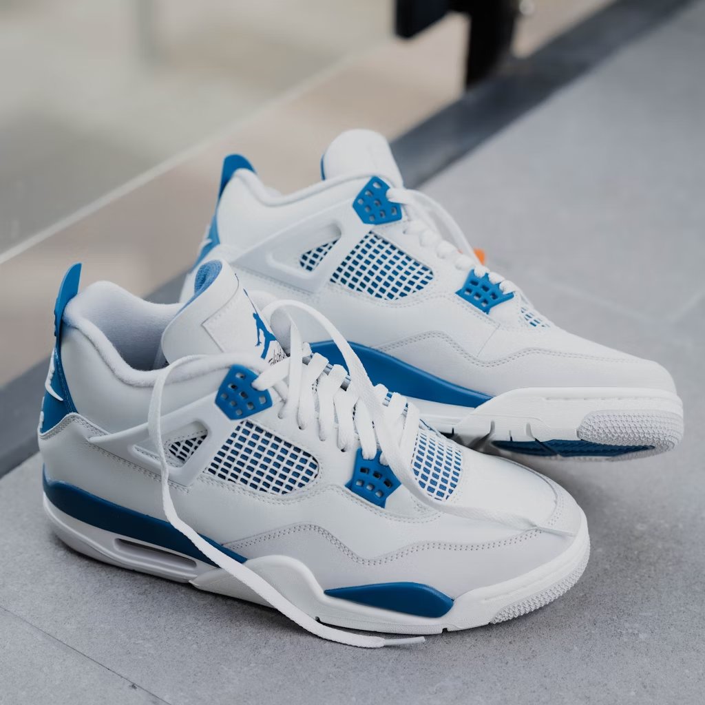 Nike Air Jordan Retro 4 Military Blue