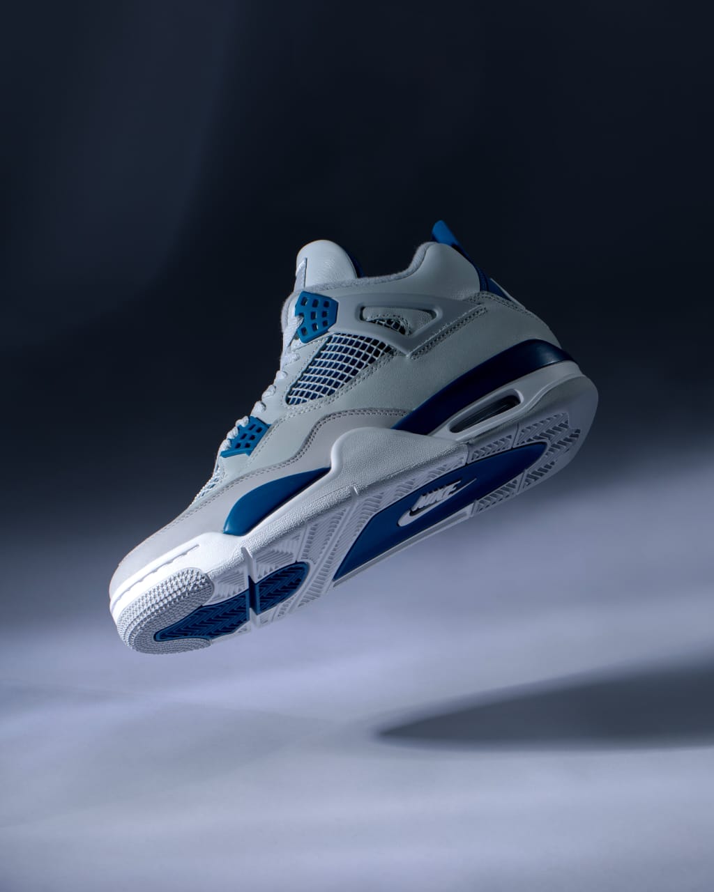 Nike Air Jordan Retro 4 Military Blue